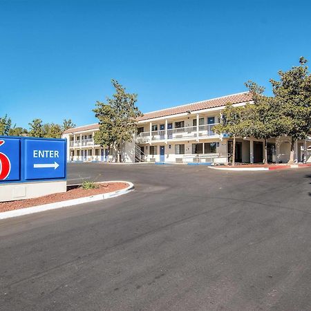 Motel 6-Redding, Ca - South المظهر الخارجي الصورة