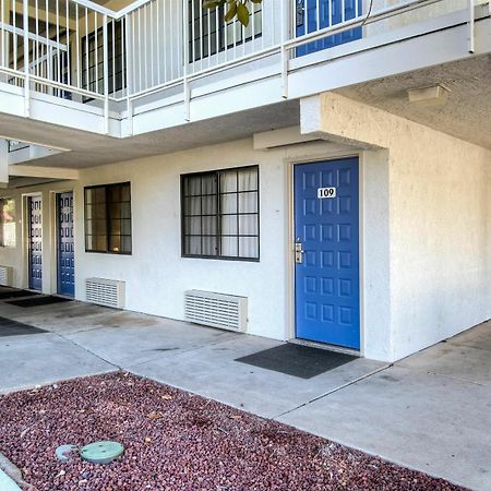 Motel 6-Redding, Ca - South المظهر الخارجي الصورة