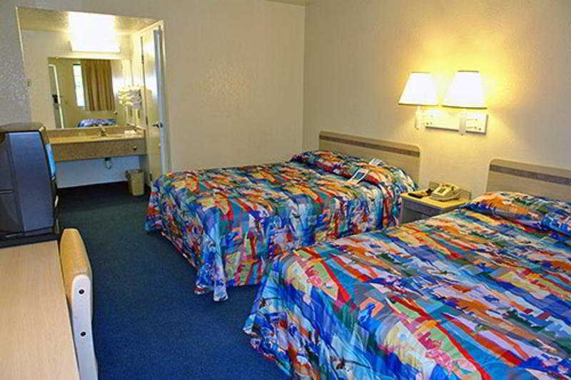 Motel 6-Redding, Ca - South المظهر الخارجي الصورة