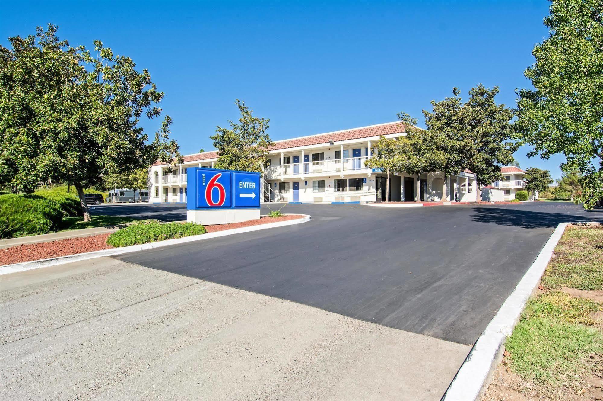 Motel 6-Redding, Ca - South المظهر الخارجي الصورة