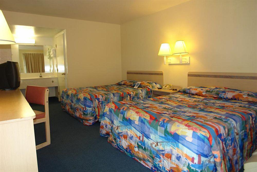 Motel 6-Redding, Ca - South المظهر الخارجي الصورة