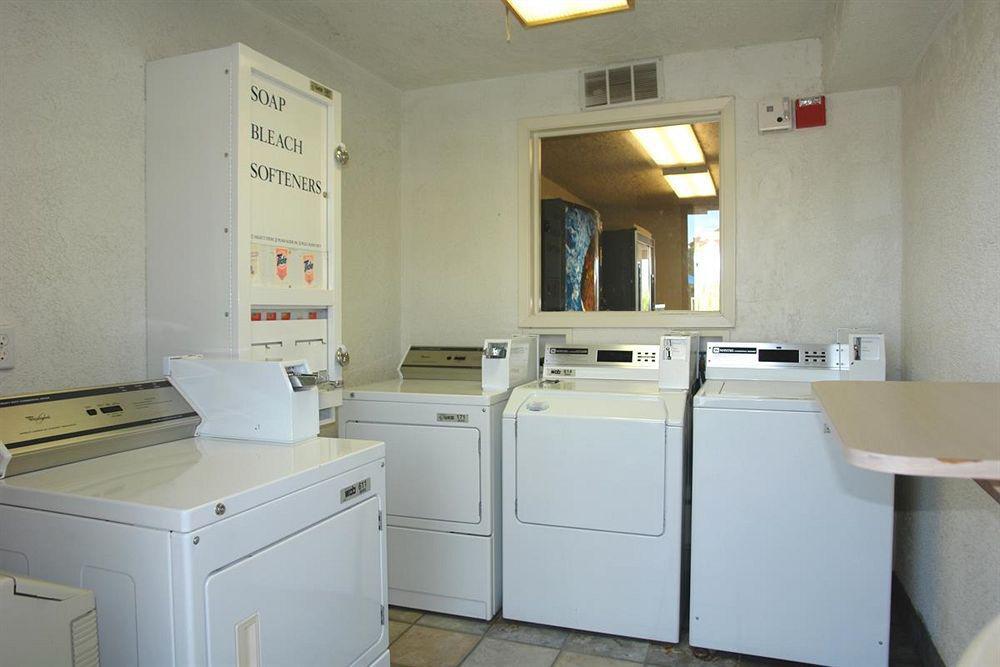 Motel 6-Redding, Ca - South المظهر الخارجي الصورة